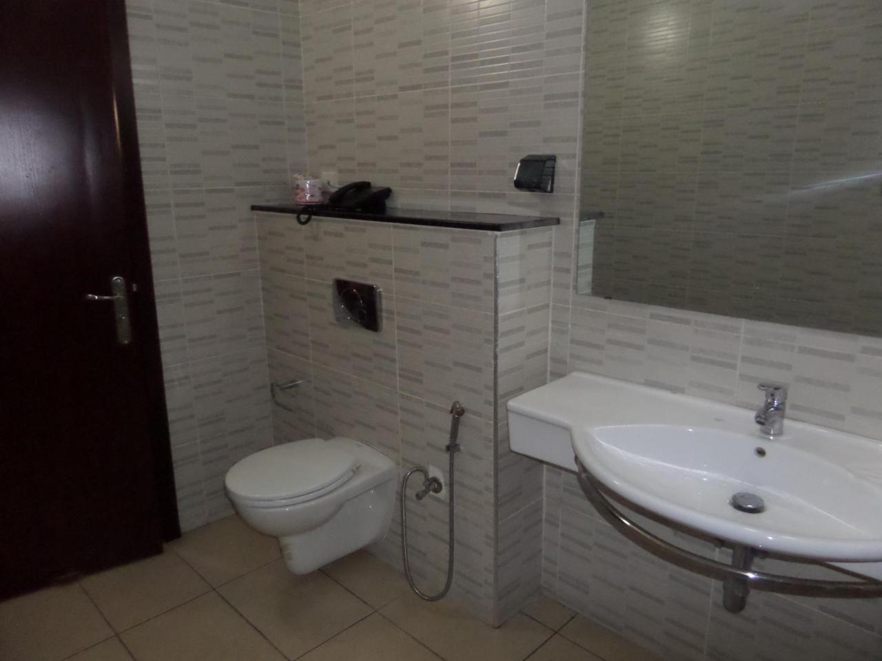 Hotel Newcastle Lagos Room photo
