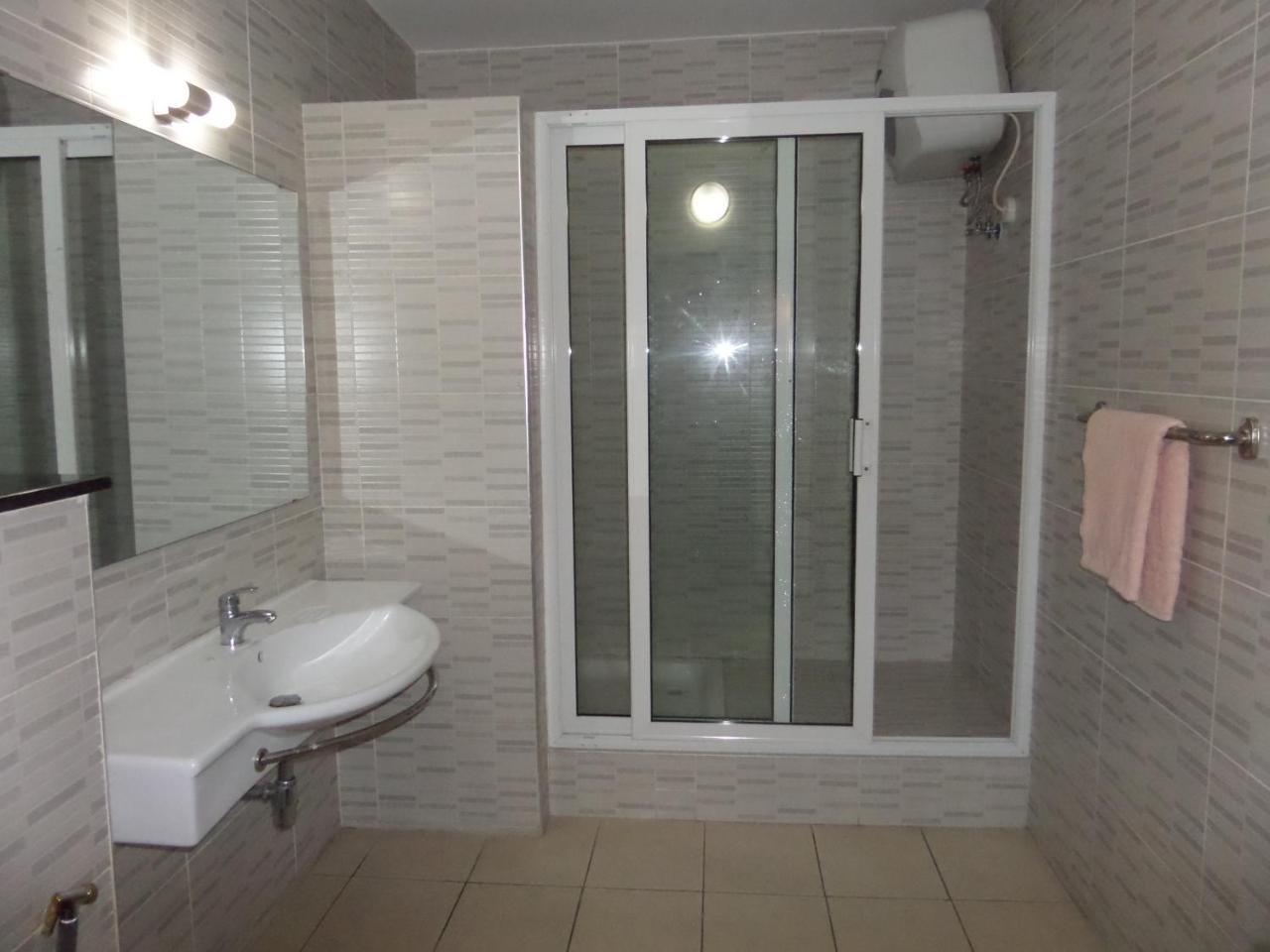 Hotel Newcastle Lagos Room photo